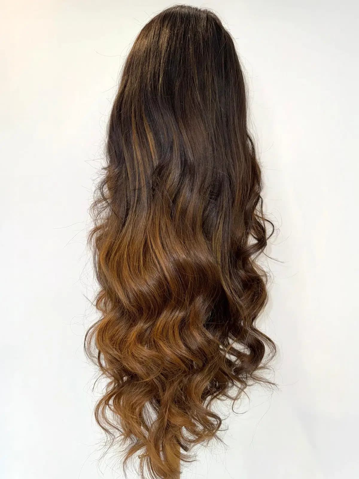 Die Honigperücke mit leichtem Balayage — Ansicht 7
